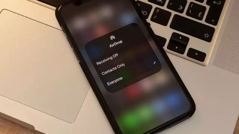  Apple-dan AirDrop funksiyasına məhdudiyyət olacaq