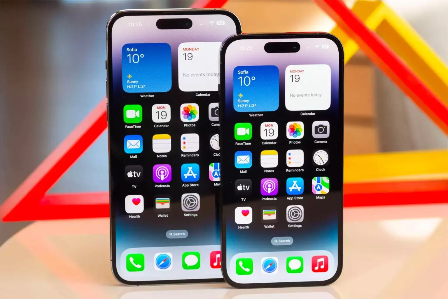 Apple ənənəni pozmadı: Yeni iPhone gəlir