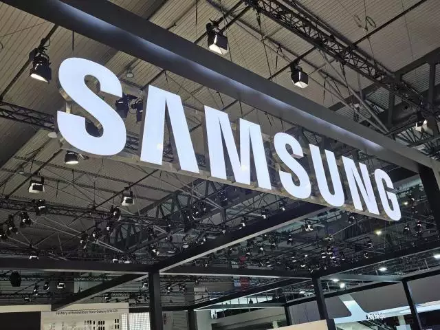 Samsung mənfəəti 96% azaldıqdan sonra çip istehsalını azaldacaq