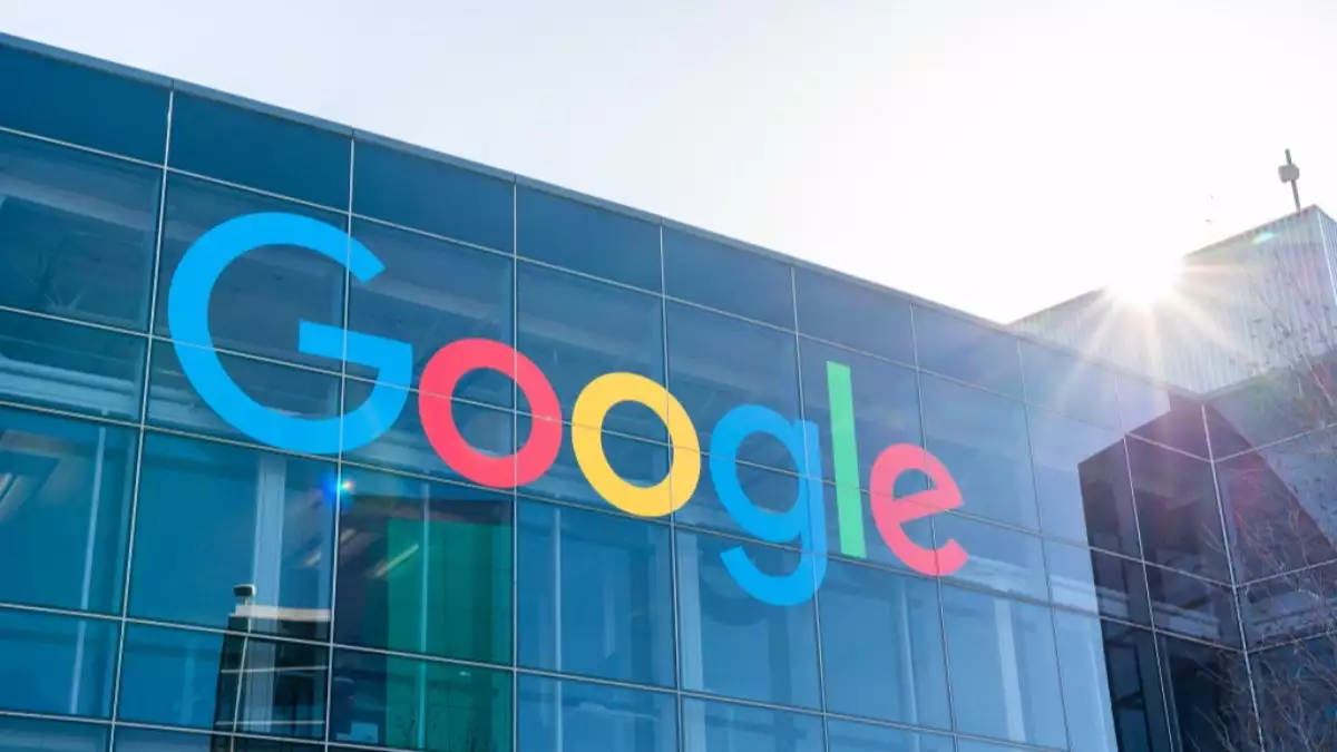  "Google" axtarış nəticələrini zəbt edən zərərli saytları bloklayır